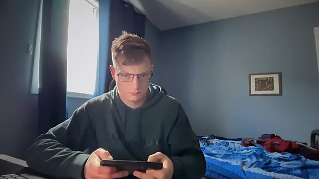 lustylyndon online show from May 16, 2026, 11:04 pm