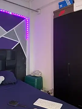 jazminslut online show from July 26, 2026, 4:08 am