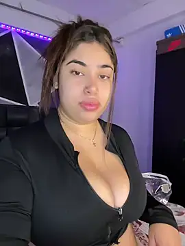 jazminslut online show from June 7, 2026, 1:22 am