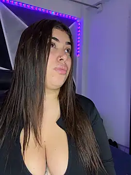 jazminslut online show from June 10, 2026, 12:23 am