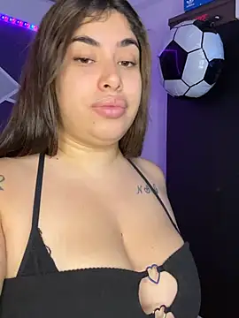 jazminslut online show from July 18, 2026, 3:37 am