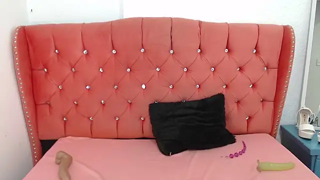 Giselslut  online show from September 30, 2025, 12:38 am