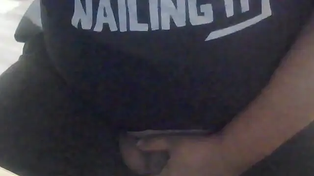 Snapshot of latexsub75 chatting on January 12, 2026, 5:25 am latexsub75 online show from January 12, 2026, 5:25 am