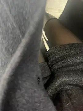 xiaoyuan01 online show from January 12, 2026, 2:51 am