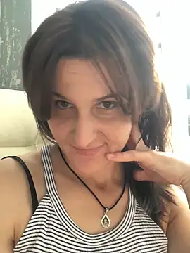 NikaSwan2831 online show from October 22, 2025, 12:04 pm