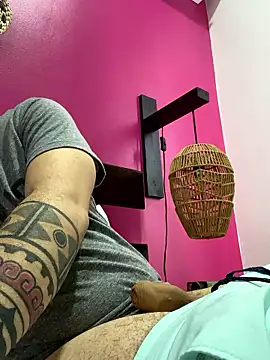 uto857 online show from January 7, 2026, 4:01 pm