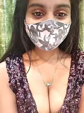 Aanya hotty online show from December 2, 2025, 7:15 pm