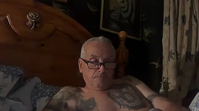 poggles online show from September 9, 2025, 8:29 pm