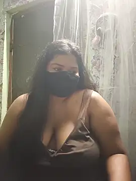 Snapshot of Liyaa_24 chatting on June 10, 2026, 10:00 pm Liyaa 24 online show from June 10, 2026, 10:00 pm