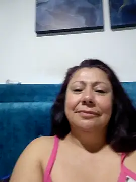 EmmaJhomson online show from June 6, 2026, 8:52 am