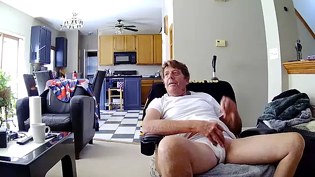 jocoff1 online show from September 30, 2025, 6:47 pm