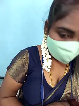 Snapshot of Tamil_riyalini12 chatting on May 9, 2026, 4:10 pm Tamil riyalini12 online show from May 9, 2026, 4:10 pm
