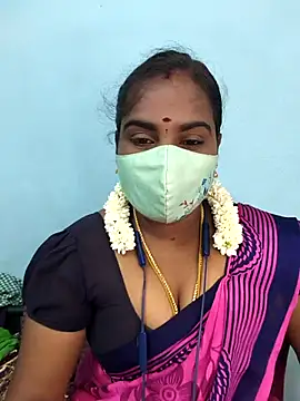Snapshot of Tamil_riyalini12 chatting on May 13, 2026, 6:31 am Tamil riyalini12 online show from May 13, 2026, 6:31 am