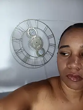 EbonyHorrny online show from May 8, 2026, 1:37 pm