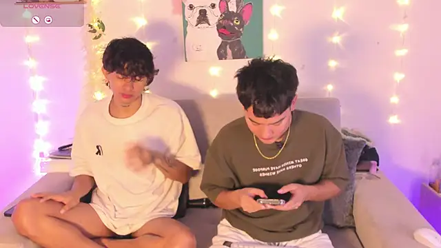 Snapshot of Young_Ben chatting on February 12, 2026, 11:43 am Young Ben online show from February 12, 2026, 11:43 am