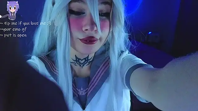 Snapshot of your_little_eva chatting on June 19, 2026, 11:09 pm your little eva online show from June 19, 2026, 11:09 pm