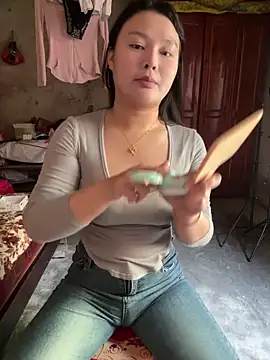 chenyu0308 online show from March 13, 2026, 4:28 am