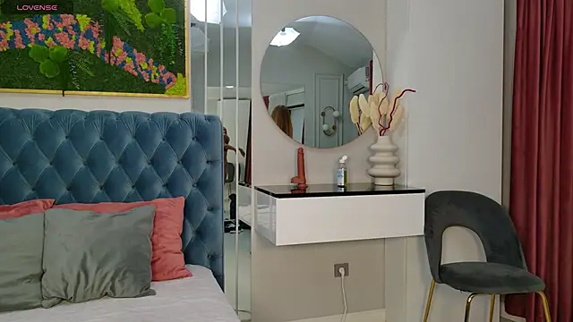 Snapshot of SiennaPierce chatting on February 19, 2026, 5:15 am SiennaPierce online show from February 19, 2026, 5:15 am