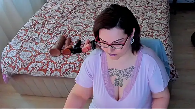 Squirt Kimm online show from May 1, 2026, 1:27 pm