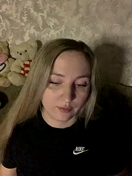 hotsteacher online show from September 11, 2025, 10:43 pm