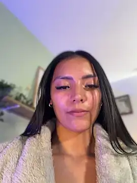 im-isabella online show from May 8, 2026, 8:12 pm