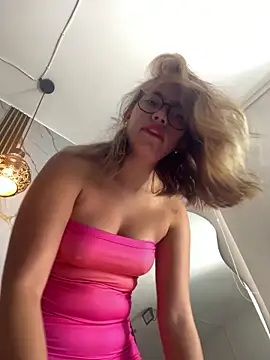 sara calderon online show from September 26, 2025, 1:18 pm