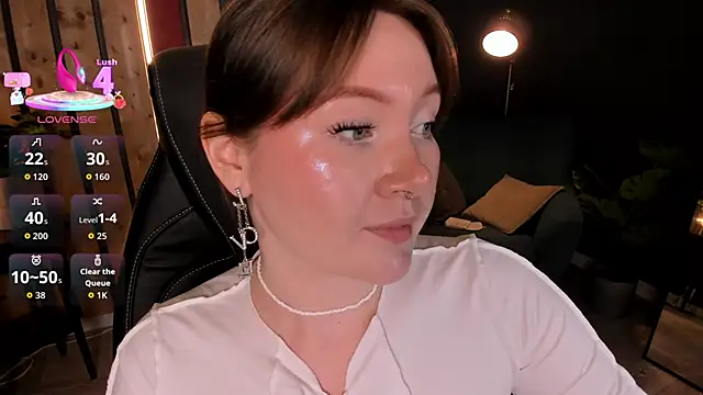 Ash Hasmy online show from October 1, 2025, 12:09 pm