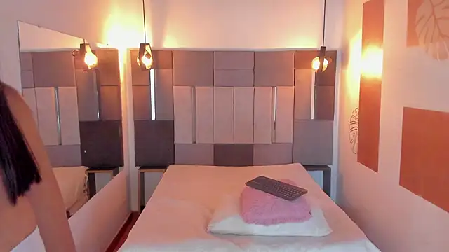 FreyrStone online show from January 12, 2026, 4:19 am