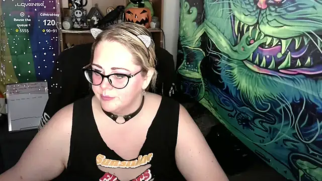 Snapshot of Kinky_Witch chatting on July 27, 2026, 4:36 pm Kinky Witch online show from July 27, 2026, 4:36 pm