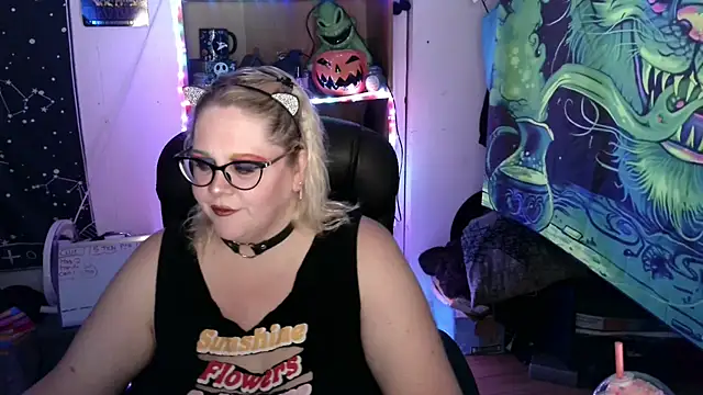 Kinky Witch online show from June 7, 2026, 6:02 pm