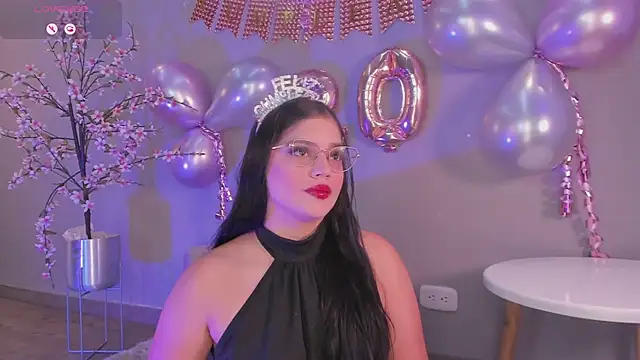 Hailey-Fox online show from June 6, 2026, 10:37 pm