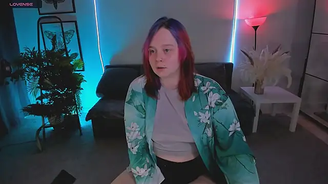 lunaalli online show from February 2, 2026, 8:30 pm