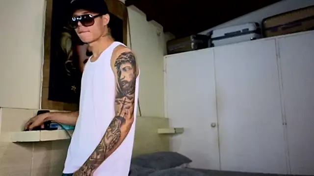 777 camilo online show from September 27, 2025, 7:42 pm