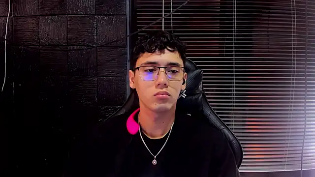 jacobs shelby online show from October 5, 2025, 2:08 pm