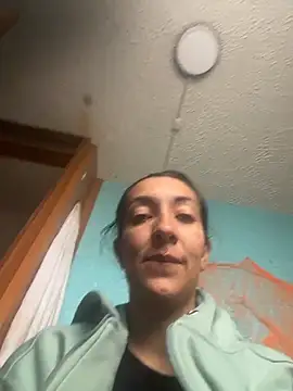 SALOME KORLAND online show from October 31, 2025, 1:08 pm