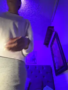 Snapshot of SALOME_KORLAND chatting on March 19, 2026, 7:58 pm SALOME KORLAND online show from March 19, 2026, 7:58 pm