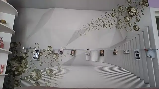 EvoletteLouLou online show from August 8, 2026, 11:39 am