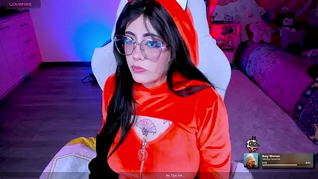 Snapshot of AlyssaRomanova chatting on April 4, 2026, 2:40 am AlyssaRomanova online show from April 4, 2026, 2:40 am