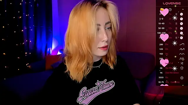 deboramoore online show from June 14, 2026, 8:37 am