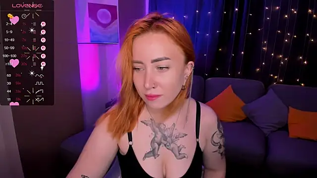 deboramoore online show from August 6, 2026, 1:55 am