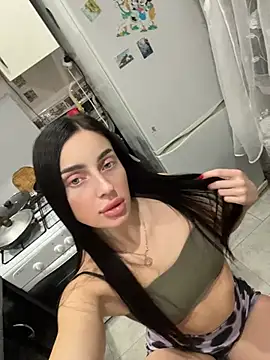 Soft Pleasure online show from May 1, 2026, 8:25 pm