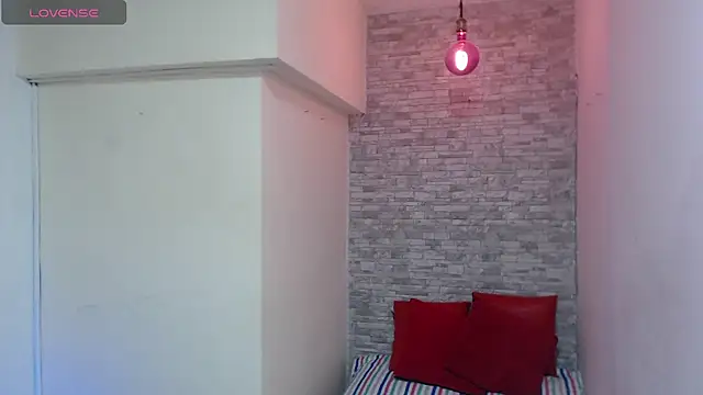 Stephany Rodriguez online show from September 17, 2025, 12:29 pm