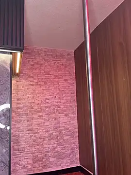 Stephany Rodriguez online show from December 20, 2025, 12:19 pm