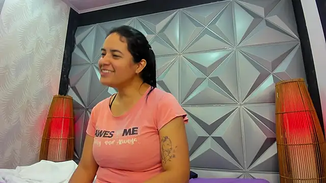 GreciaFox1 online show from September 9, 2025, 11:41 am