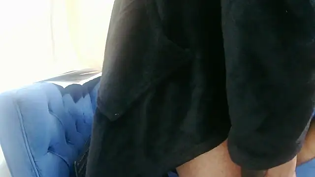 Snapshot of thirdlegZA chatting on September 12, 2025, 7:46 pm thirdlegZA online show from September 12, 2025, 7:46 pm