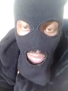 Snapshot of thirdlegZA chatting on September 22, 2025, 12:16 am thirdlegZA online show from September 22, 2025, 12:16 am