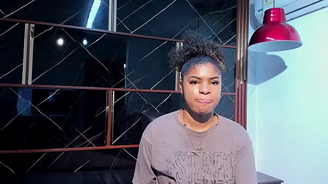 HannyThompson online show from October 16, 2025, 12:24 pm