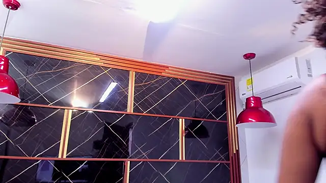 HannyThompson online show from October 1, 2025, 12:31 pm