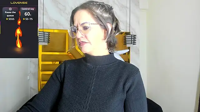 Luciifeer  online show from October 10, 2025, 11:49 pm