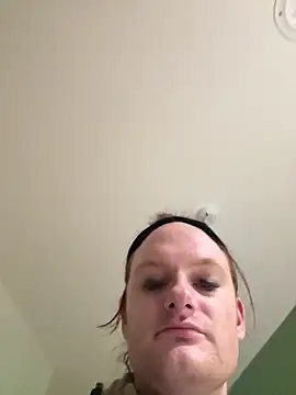 avamaxwell online show from February 26, 2026, 6:52 pm